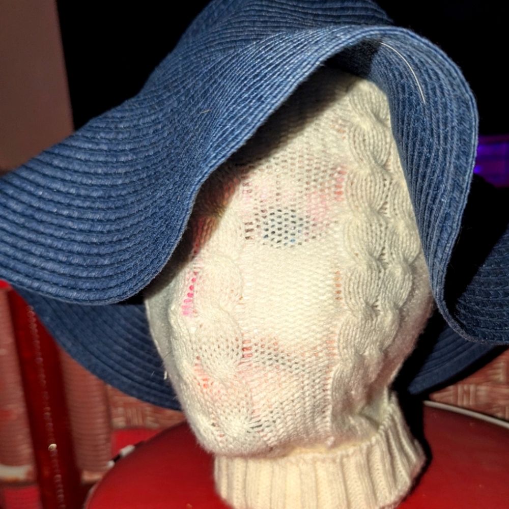 Navy blue ladies sun hat